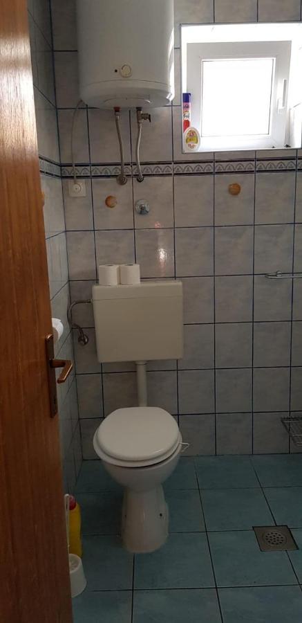 Srecko Apartman Rogoznica  Bagian luar foto